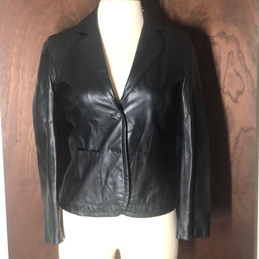 Leather jacket women’s